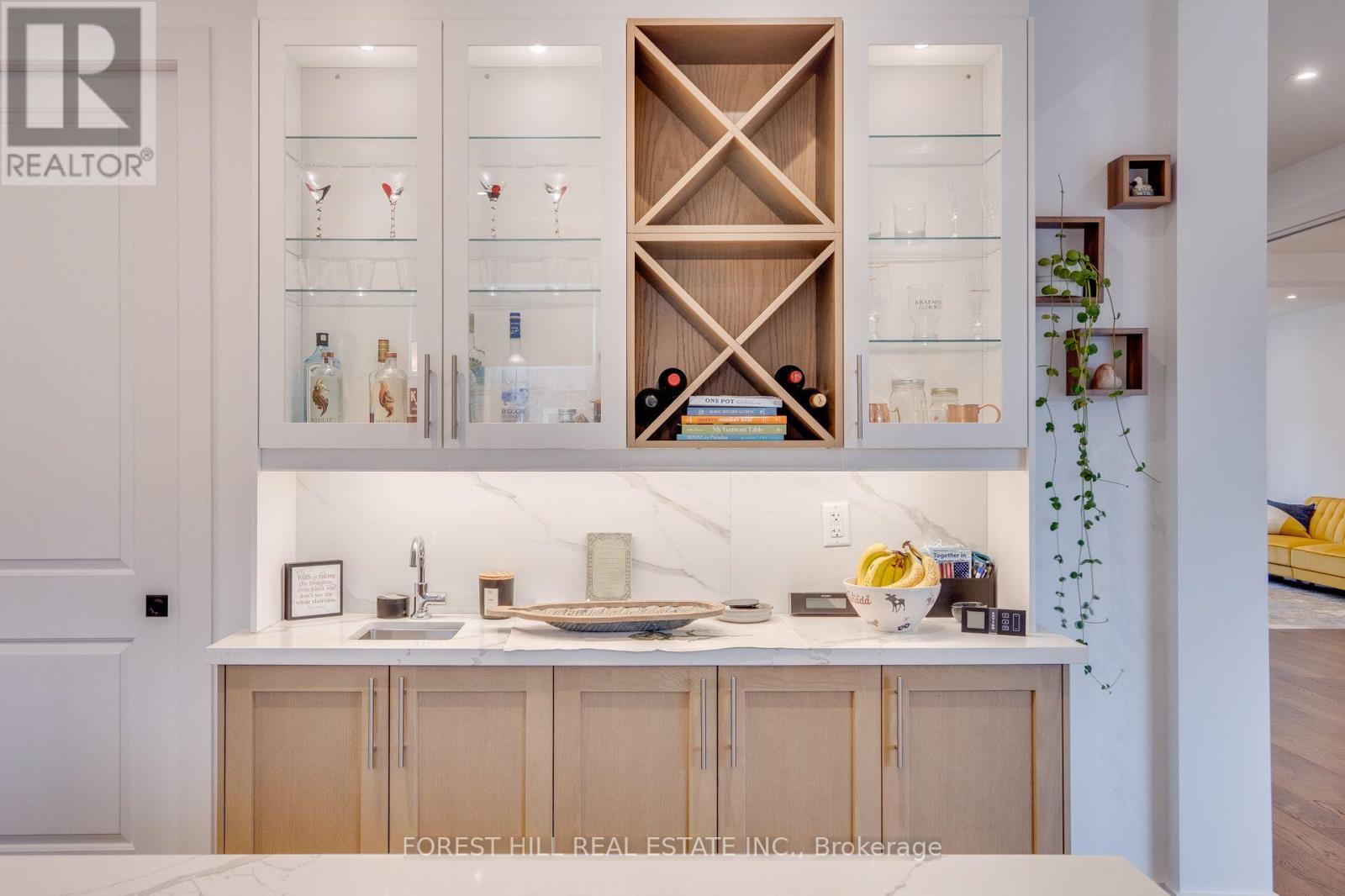 38 Thirty First Street, Toronto, Ontario  M8W 3E9 - Photo 15 - W13747614