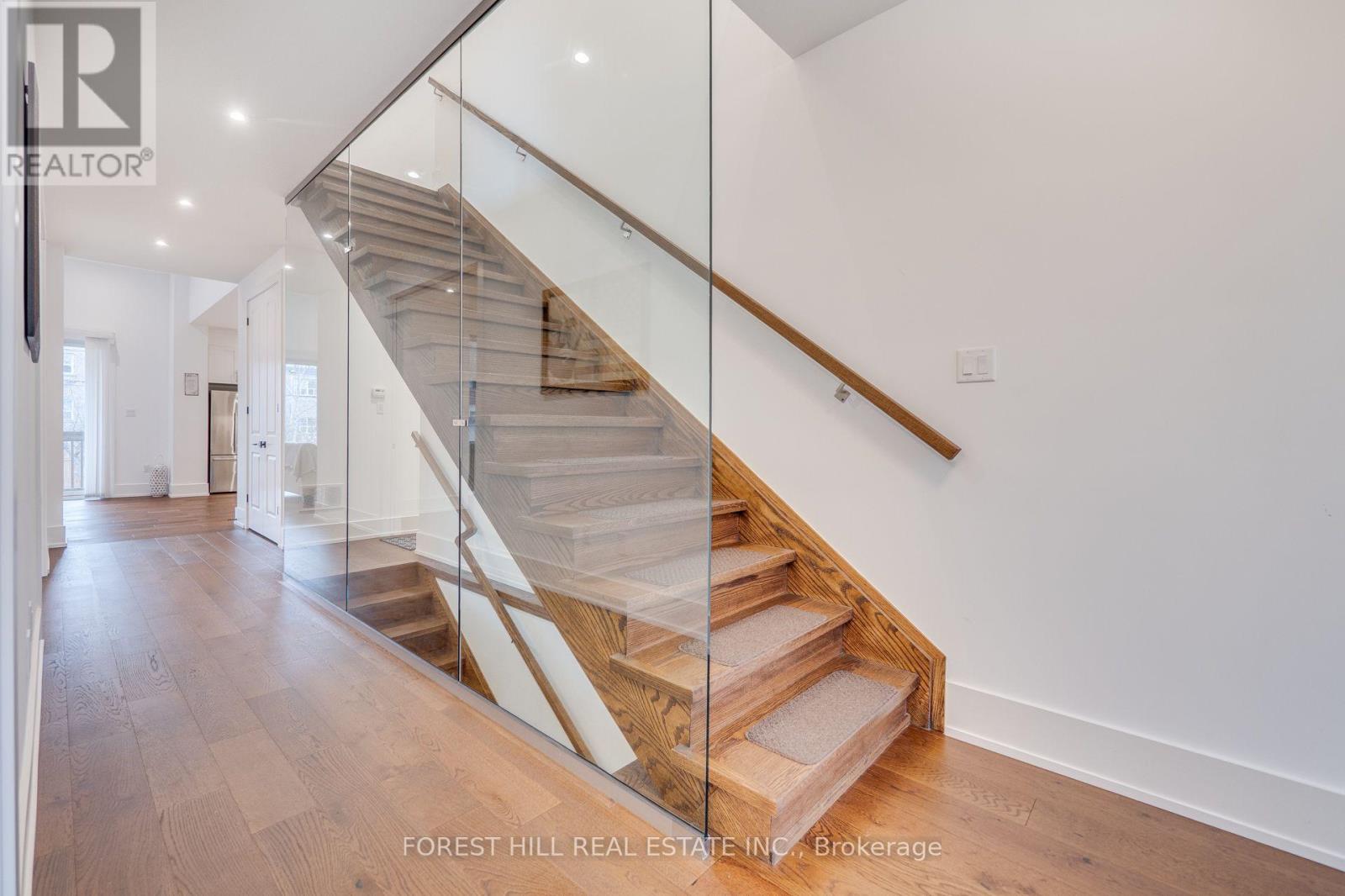 38 Thirty First Street, Toronto, Ontario  M8W 3E9 - Photo 17 - W13747614