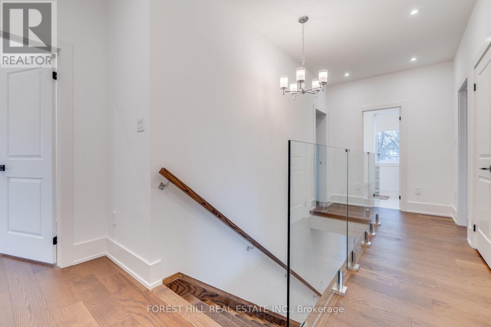 38 Thirty First Street, Toronto, Ontario  M8W 3E9 - Photo 18 - W13747614
