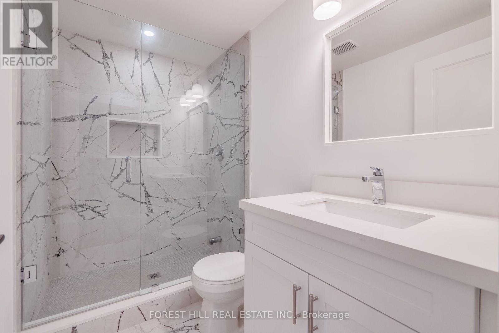 38 Thirty First Street, Toronto, Ontario  M8W 3E9 - Photo 33 - W13747614