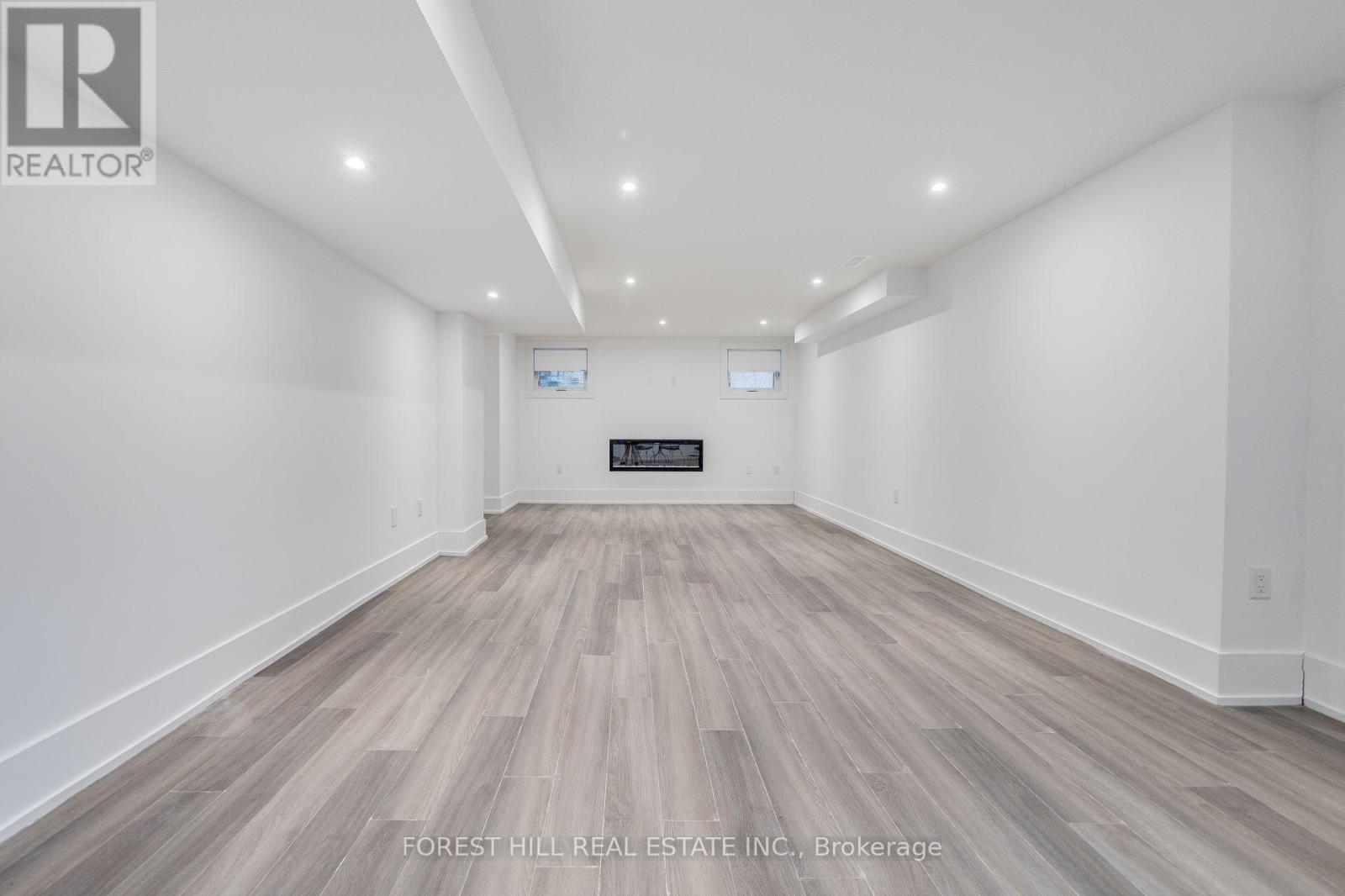 38 Thirty First Street, Toronto, Ontario  M8W 3E9 - Photo 34 - W13747614