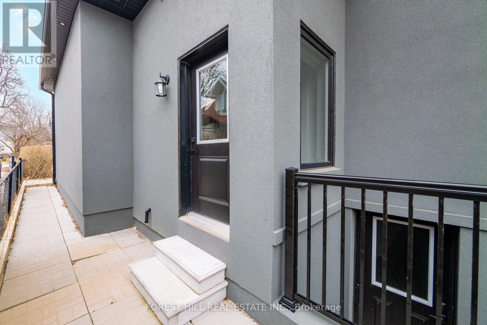 38 Thirty First Street, Toronto, Ontario  M8W 3E9 - Photo 36 - W13747614
