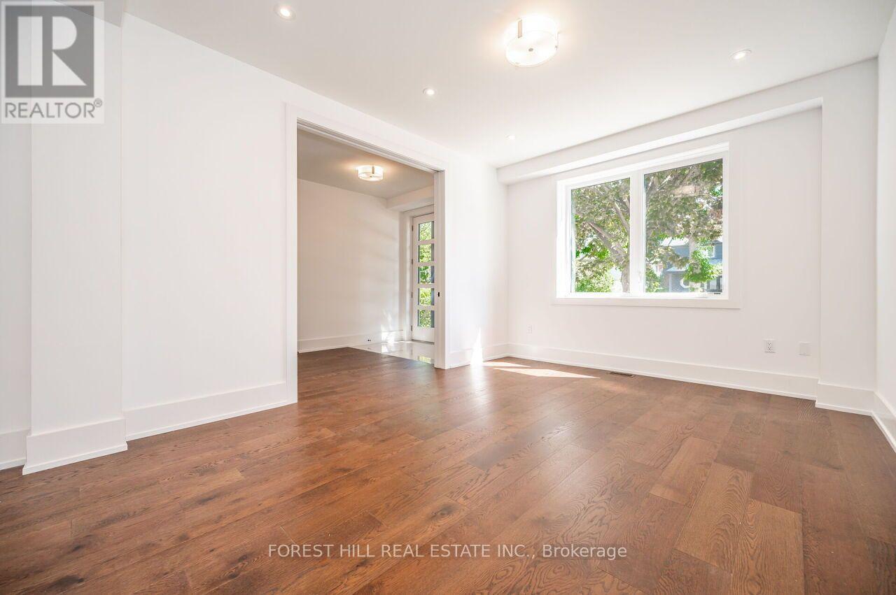 38 Thirty First Street, Toronto, Ontario  M8W 3E9 - Photo 6 - W13747614
