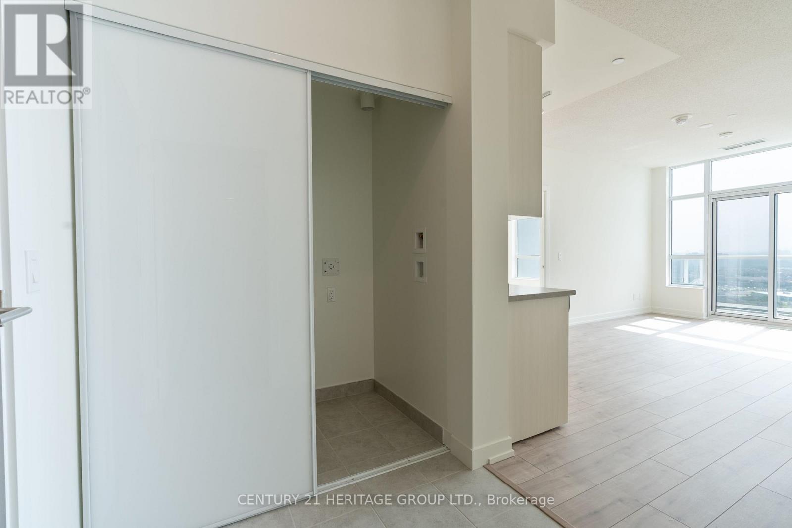 2202 - 10 Wilby Crescent, Toronto, Ontario  M9N 0B6 - Photo 10 - W13747616