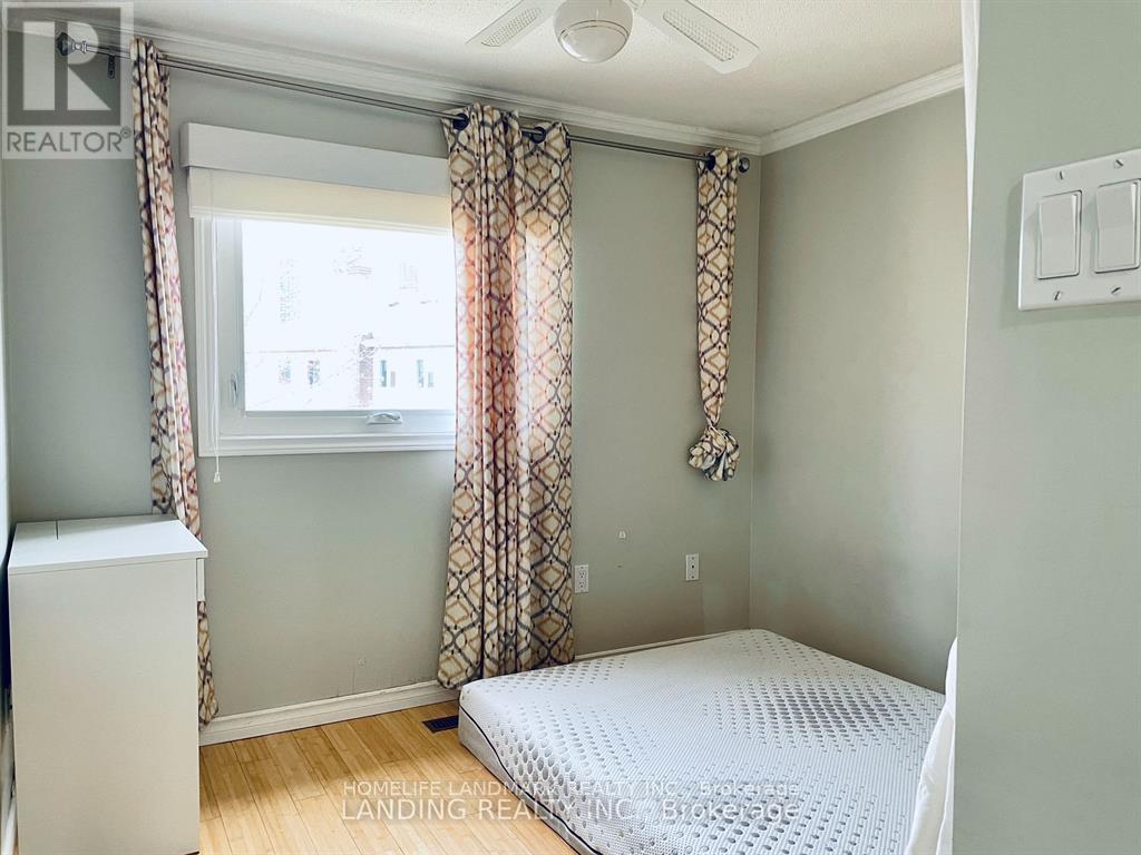 4263 Sugarbush Road, Mississauga, Ontario  L5B 2X6 - Photo 10 - W13747626