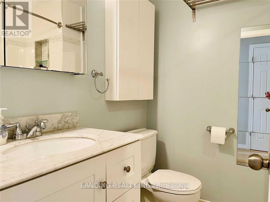 4263 Sugarbush Road, Mississauga, Ontario  L5B 2X6 - Photo 12 - W13747626
