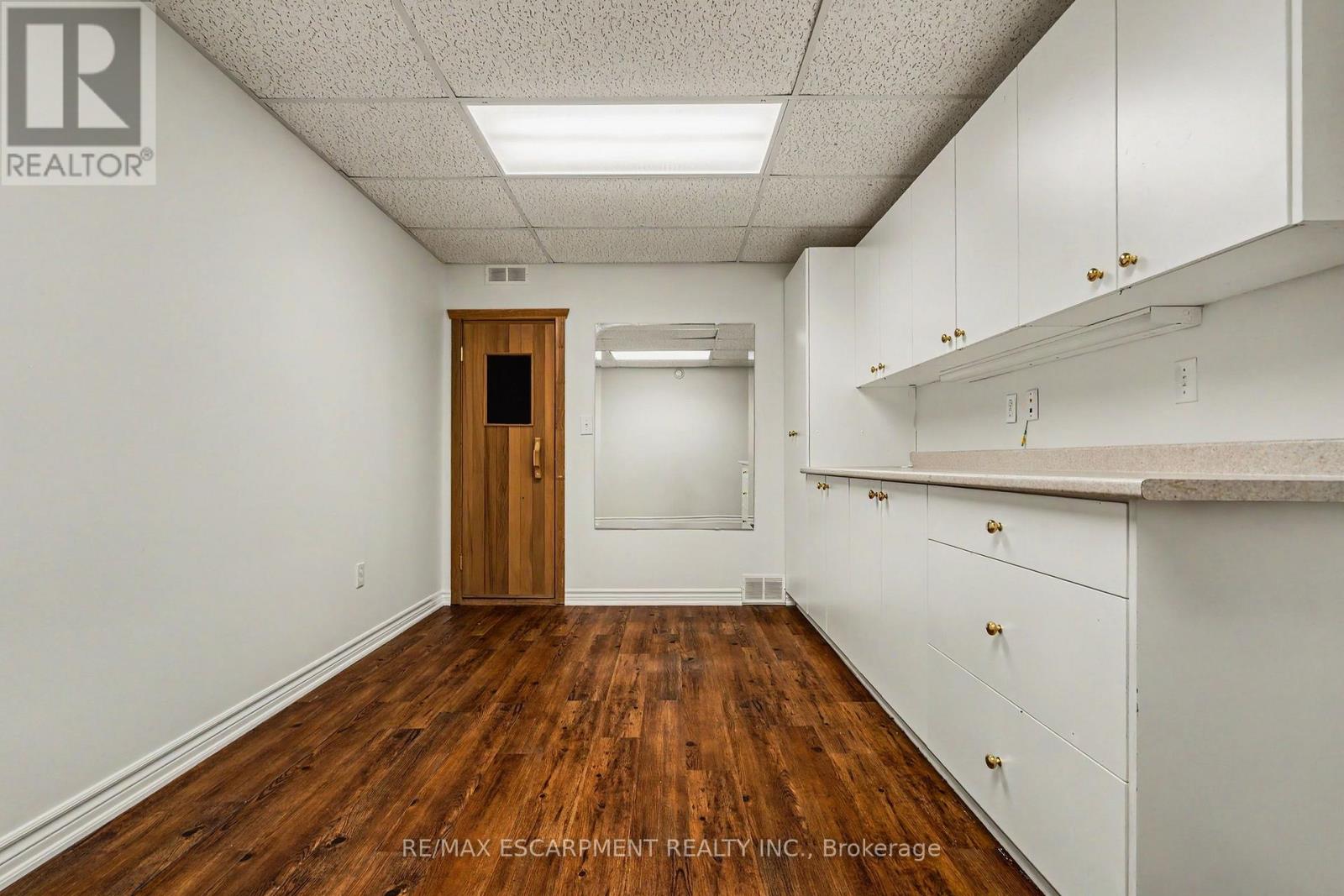 74 Fairwood Place W, Burlington, Ontario  L7T 4B6 - Photo 41 - W13747676
