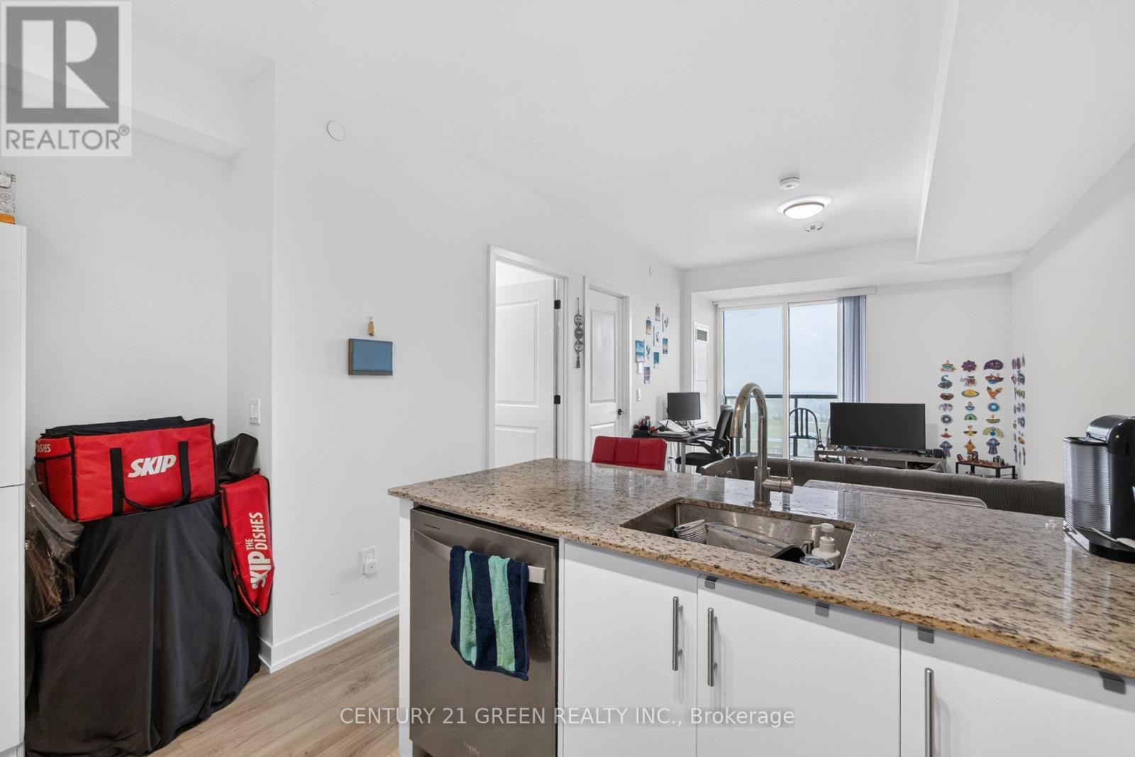 1710 - 335 Wheat Boom Drive, Oakville, Ontario  L6H 7Y1 - Photo 18 - W13747684