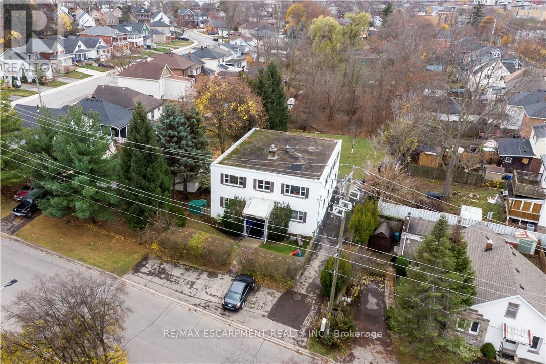 13 Mcmaster Avenue, Welland, Ontario  L3B 3S6 - Photo 2 - X13747618