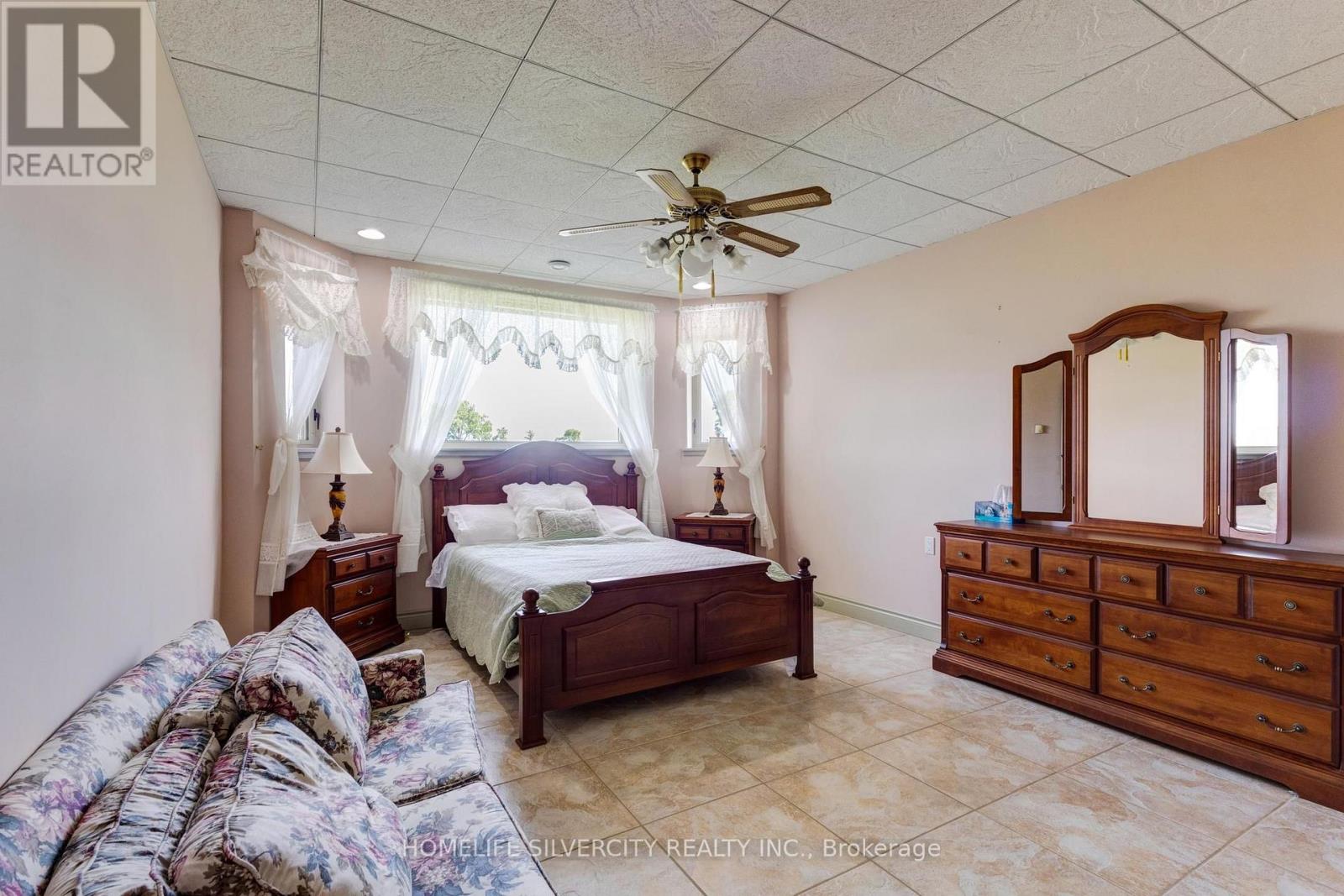 21000 Admiral Drive, Lakeshore, Ontario  N0P 2L0 - Photo 23 - X13747644