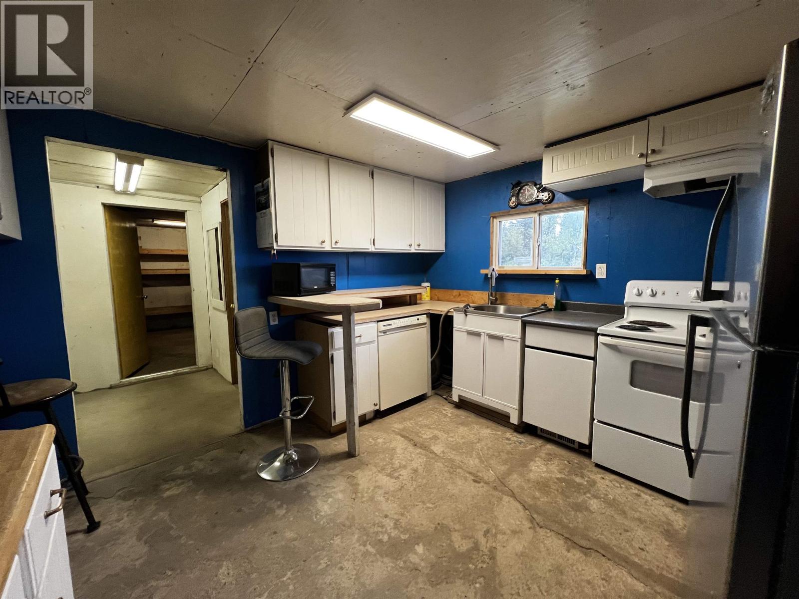 13936 W 16 Highway, Endako, British Columbia  V0J 1L0 - Photo 12 - C8081677