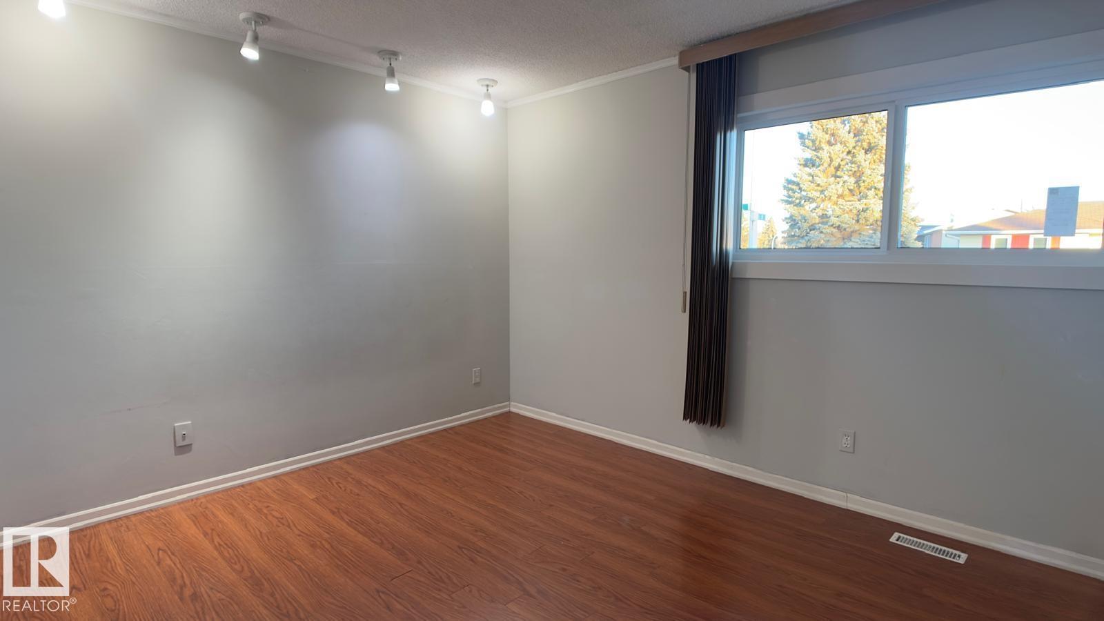 13516 42 St NW, Edmonton, Alberta  T5A 2R3 - Photo 10 - E4507225
