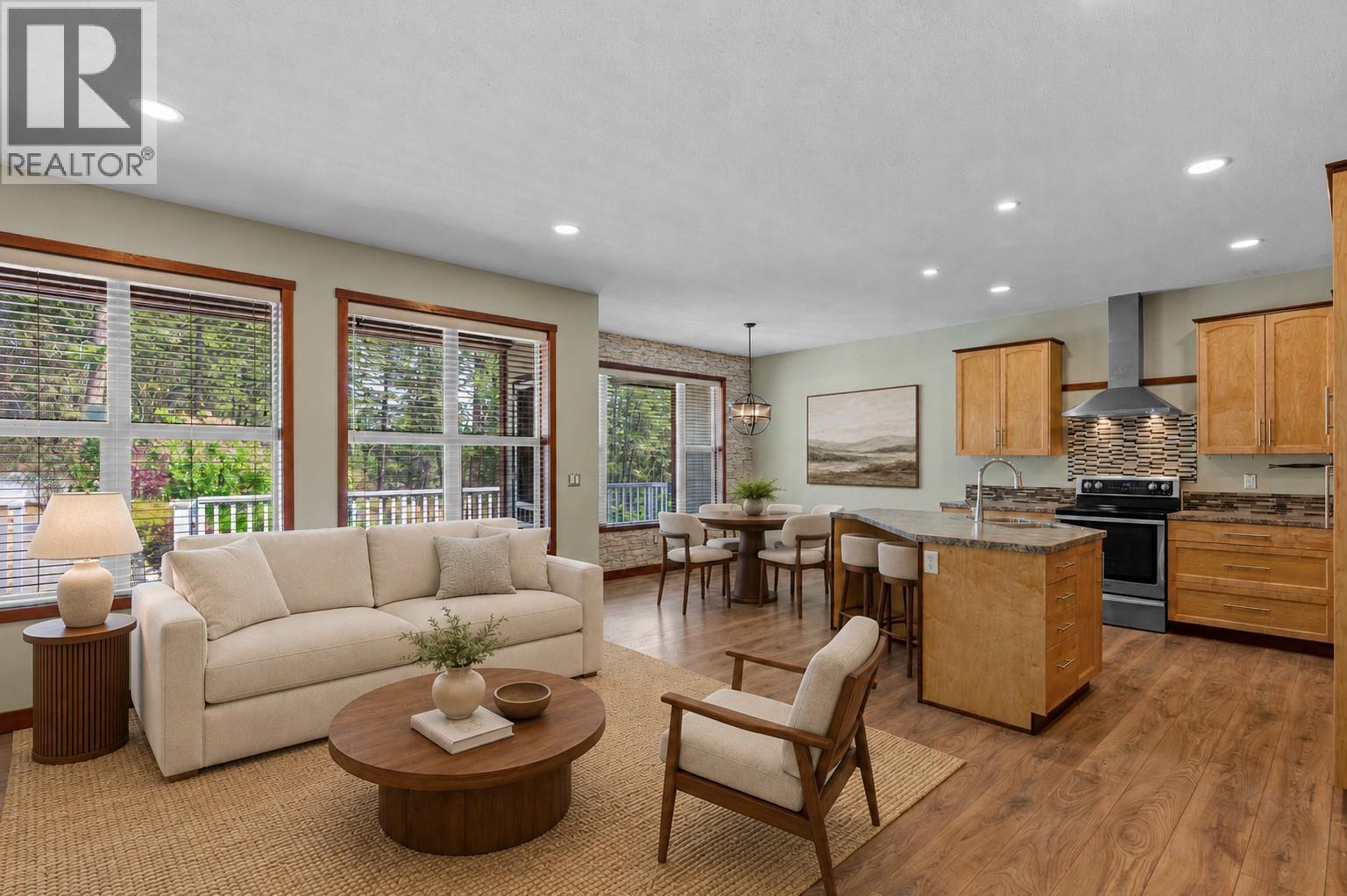 750 Firwood Road, Kelowna, British Columbia  V1Z 3V5 - Photo 3 - 10395626