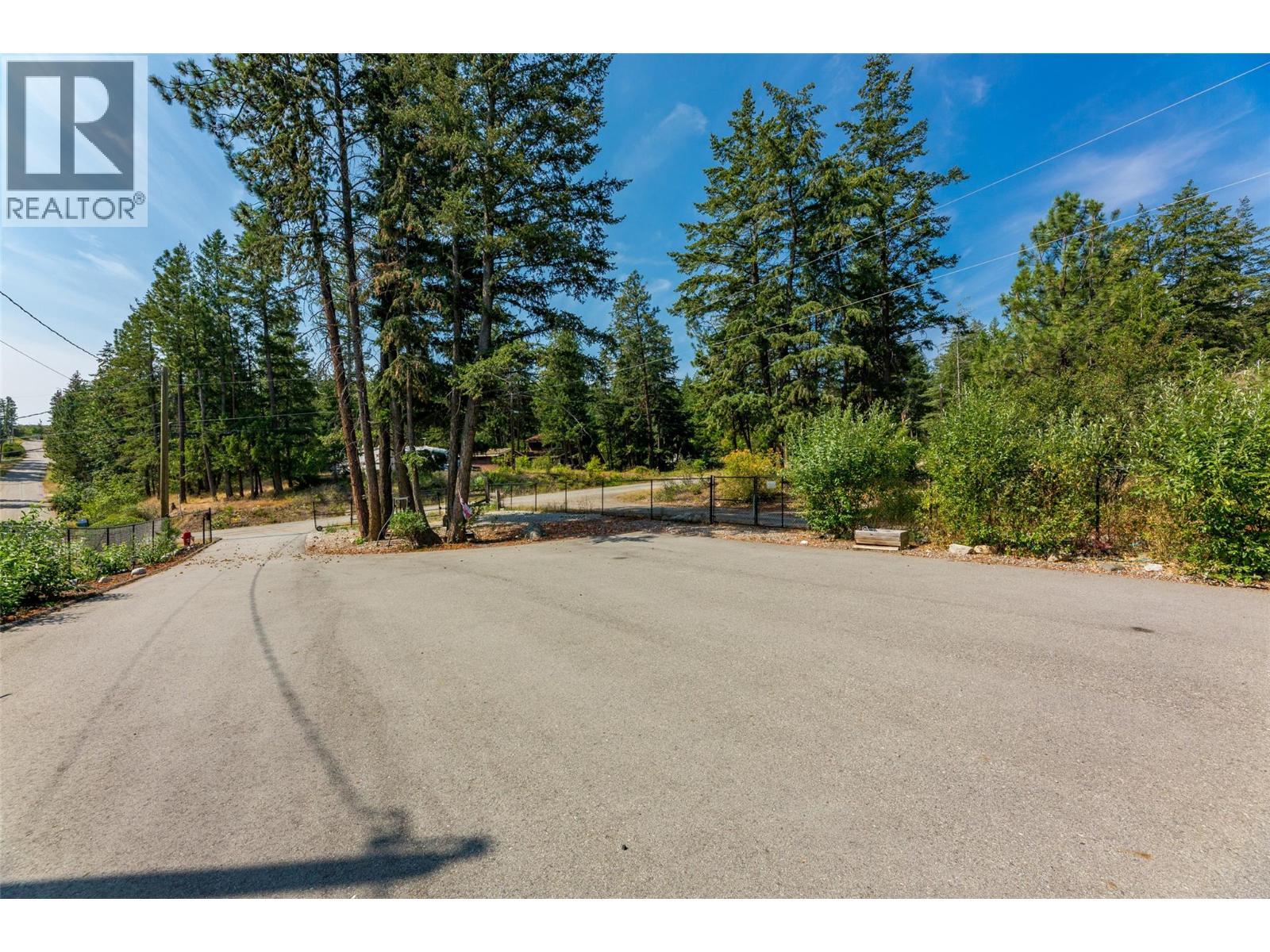 750 Firwood Road, Kelowna, British Columbia  V1Z 3V5 - Photo 52 - 10395626