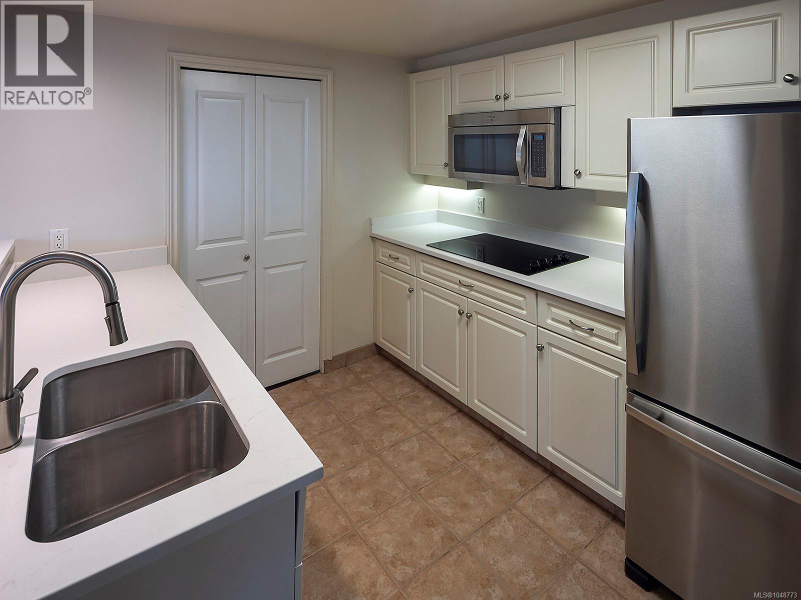 603 1234 Wharf St, Victoria, British Columbia  V8W 3H9 - Photo 11 - 1048773