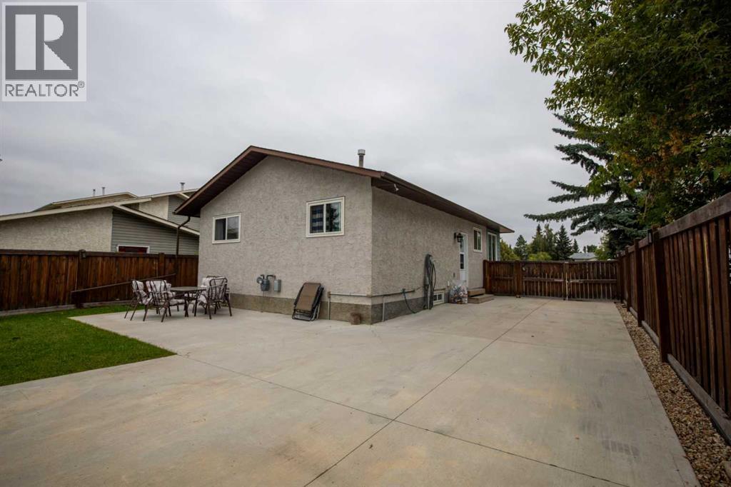 9715 69 Avenue, Grande Prairie, Alberta  T8V 5E4 - Photo 17 - A2342962
