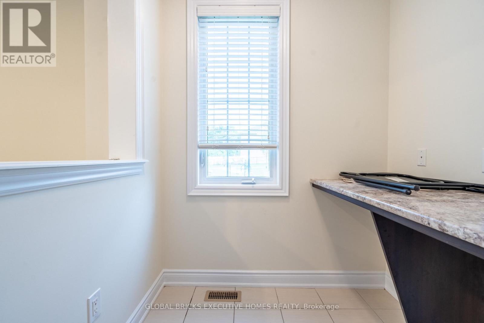 7873 Hackberry Trail, Niagara Falls, Ontario  L2H 2Y6 - Photo 19 - X13728926