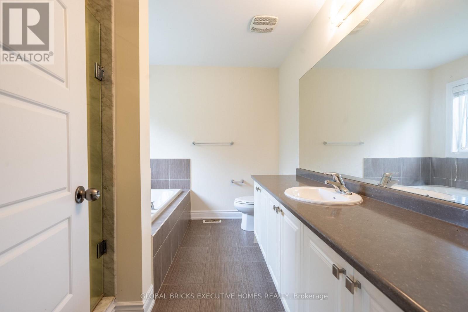7873 Hackberry Trail, Niagara Falls, Ontario  L2H 2Y6 - Photo 13 - X13728926