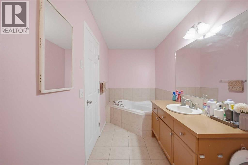 126 Copperfield Manor, Calgary, Alberta  T2Z 4R9 - Photo 18 - A2342917