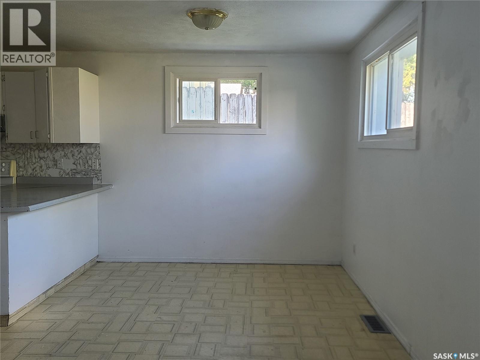 130 26th Street W, Prince Albert, Saskatchewan  S6V 4P9 - Photo 8 - SK047628