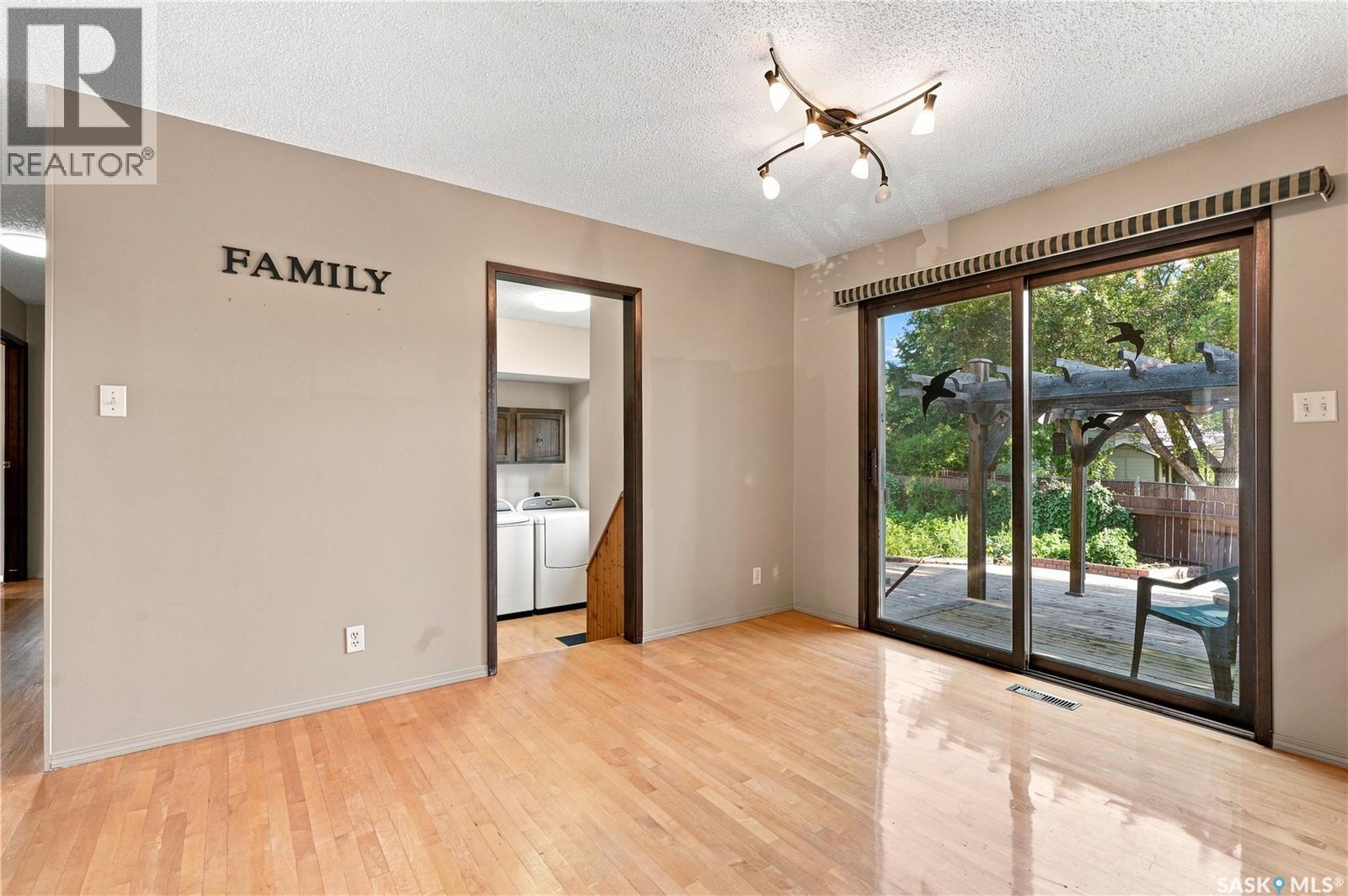 402 Begg Crescent, Saskatoon, Saskatchewan  S7H 4P5 - Photo 6 - SK047528
