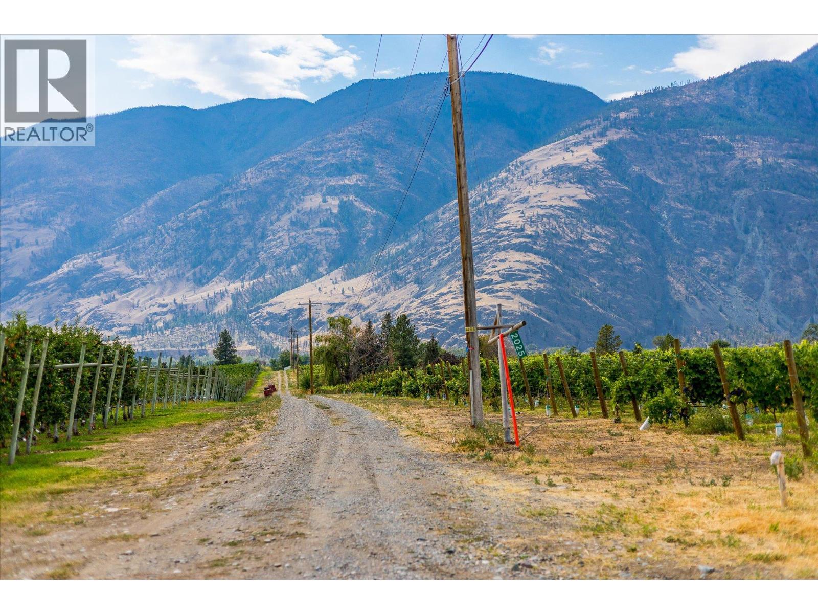 2025 Surprise Drive, Cawston, British Columbia  V0X 1C2 - Photo 9 - 10399008
