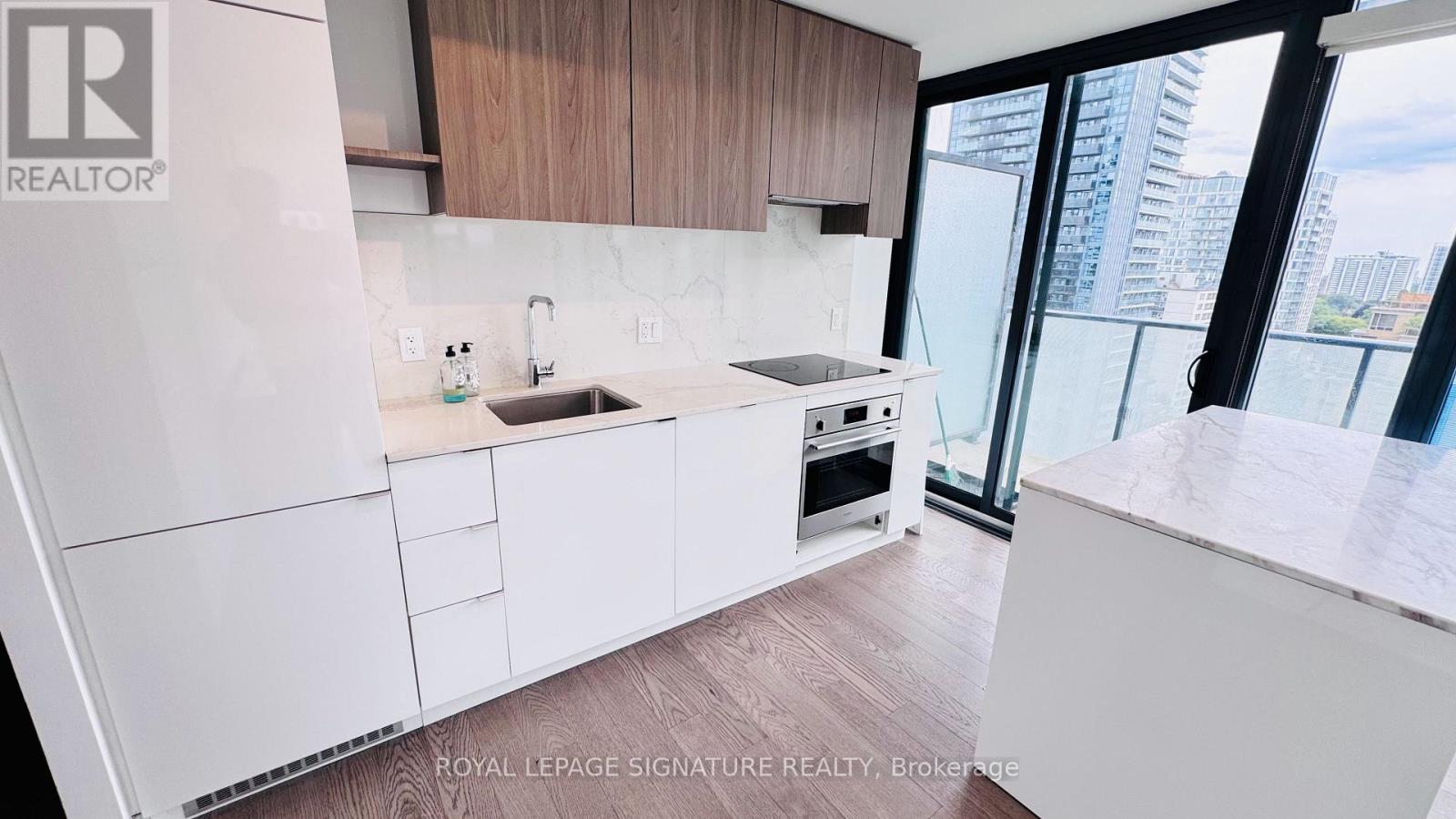 1712 - 161 Roehampton Avenue, Toronto, Ontario  M4P 1P9 - Photo 4 - C13747530