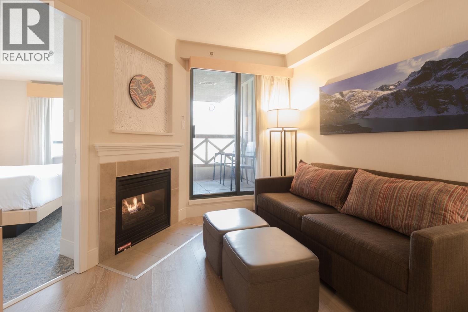 2236 4308 Main Street, Whistler, British Columbia  V8E 1A9 - Photo 2 - R3161788