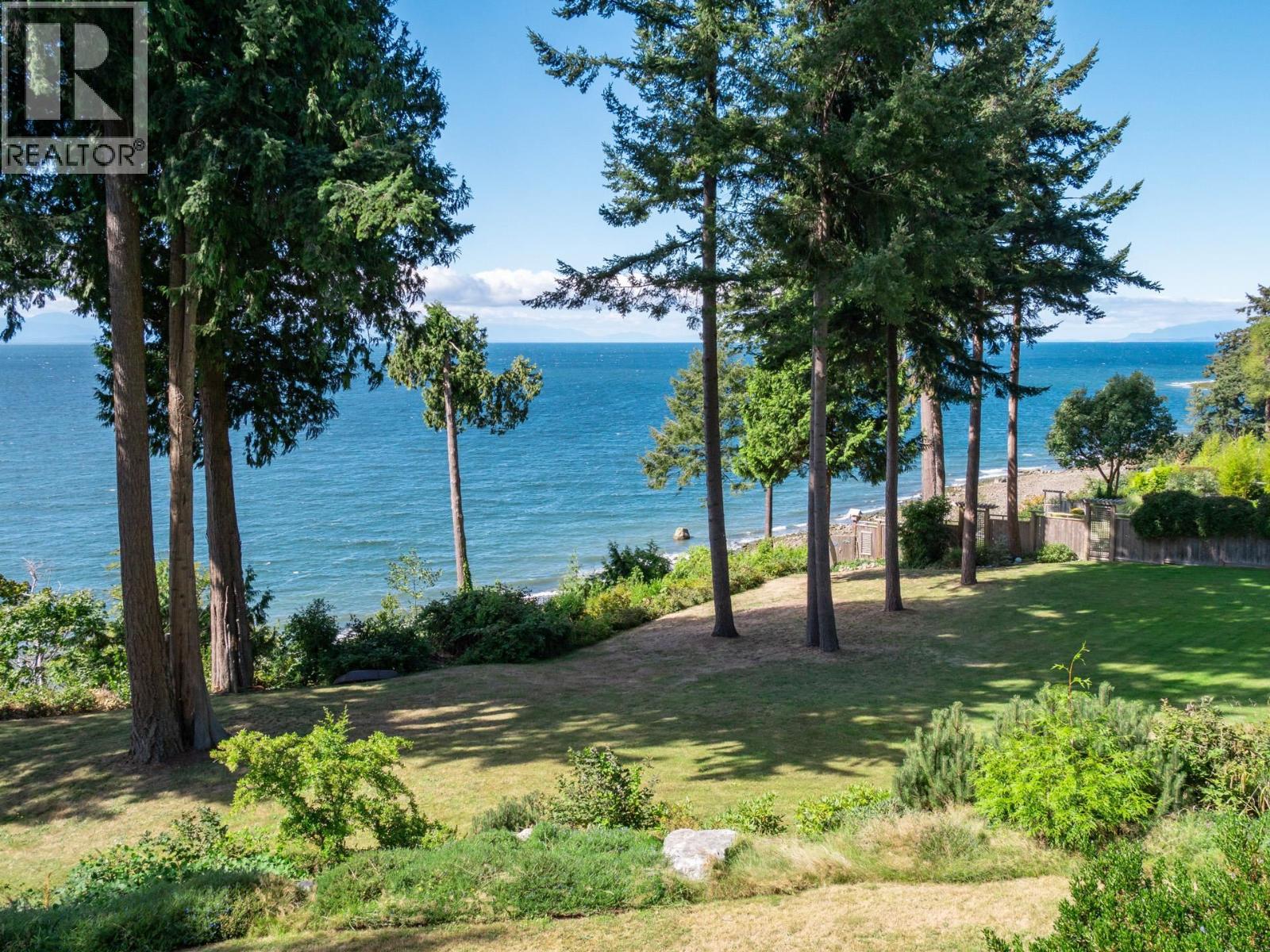1321 Gower Point Road, Gibsons, British Columbia  V0N 1V3 - Photo 2 - R3161775