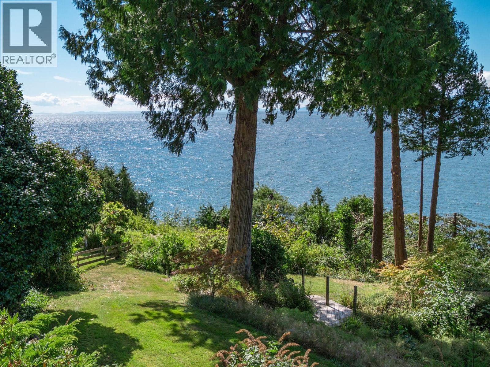 1321 Gower Point Road, Gibsons, British Columbia  V0N 1V3 - Photo 33 - R3161775