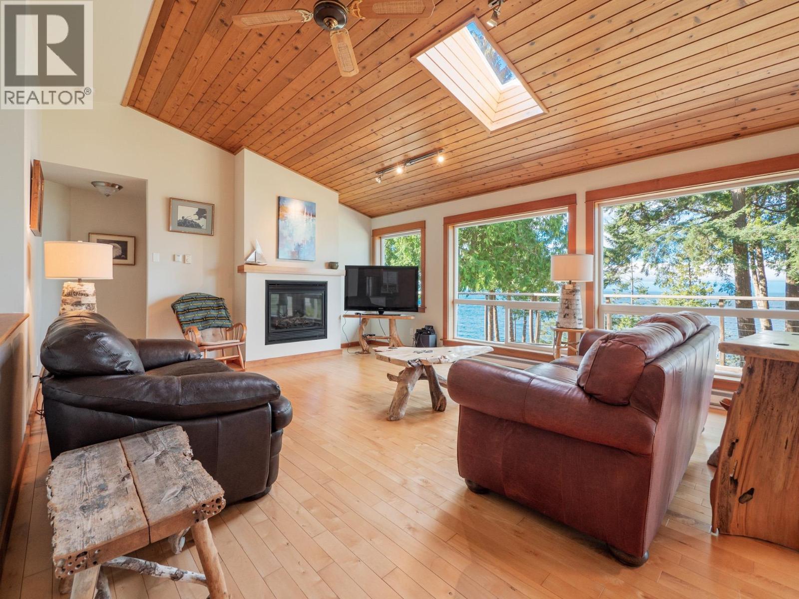 1321 Gower Point Road, Gibsons, British Columbia  V0N 1V3 - Photo 7 - R3161775