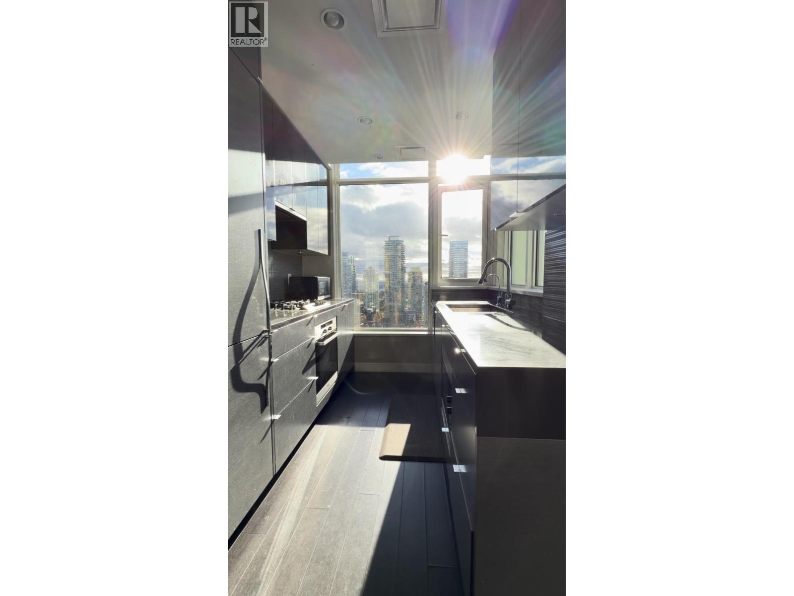 24XX 4508 HAZEL STREET, burnaby, British Columbia