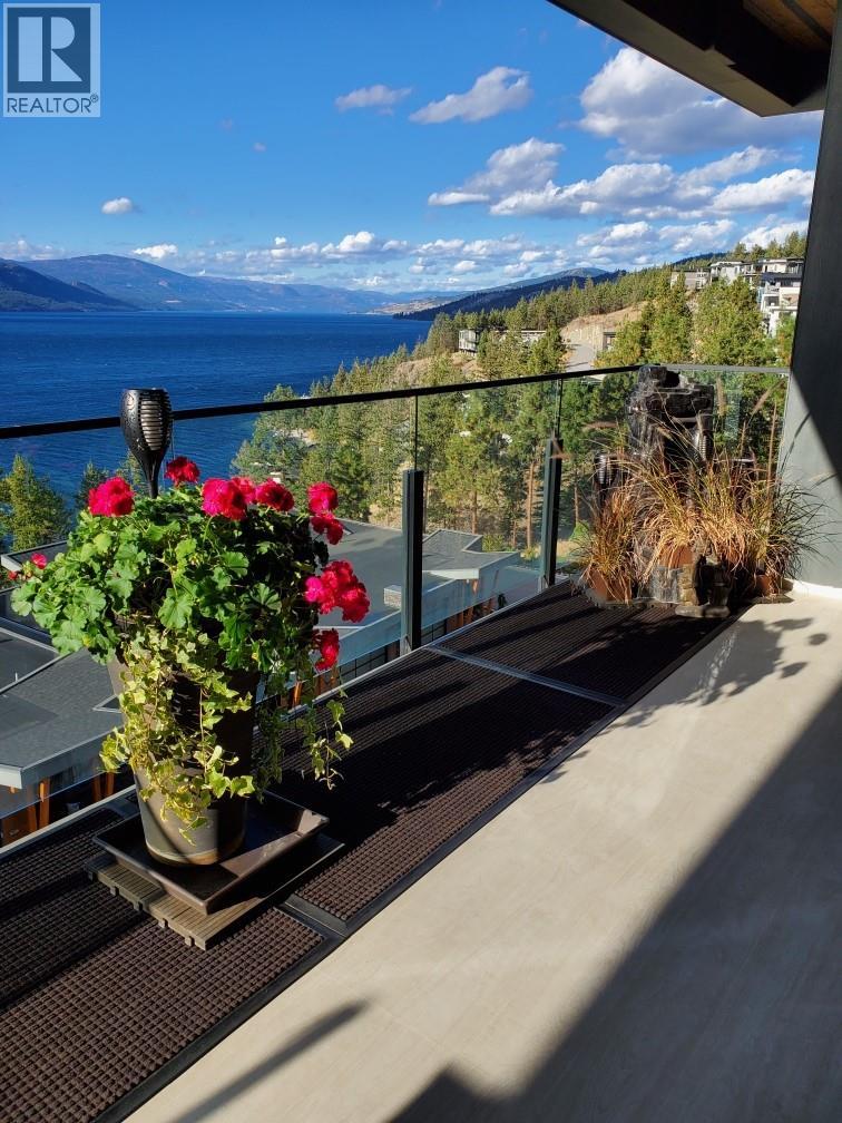 3475 Granite Close Unit# 405, Kelowna, British Columbia  V1V 0B9 - Photo 2 - 10399700