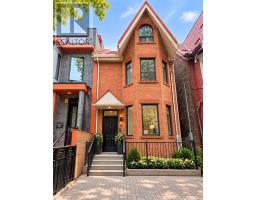 55 HURON STREET, Toronto, Ontario
