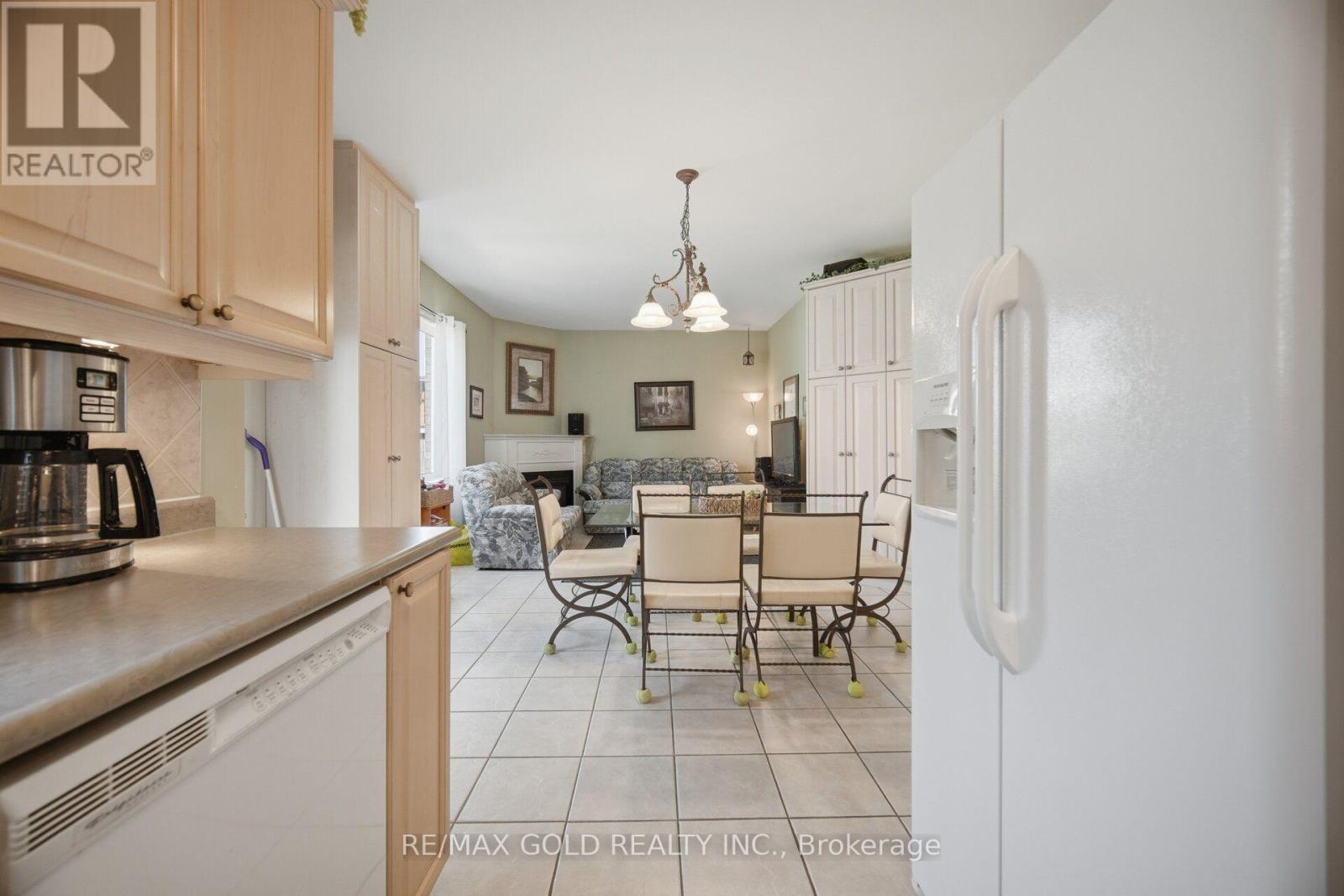 2 Sprucewood Crescent, Clarington, Ontario  L1C 5C6 - Photo 15 - E13747712