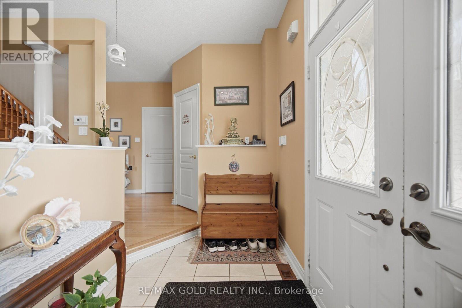 2 Sprucewood Crescent, Clarington, Ontario  L1C 5C6 - Photo 6 - E13747712