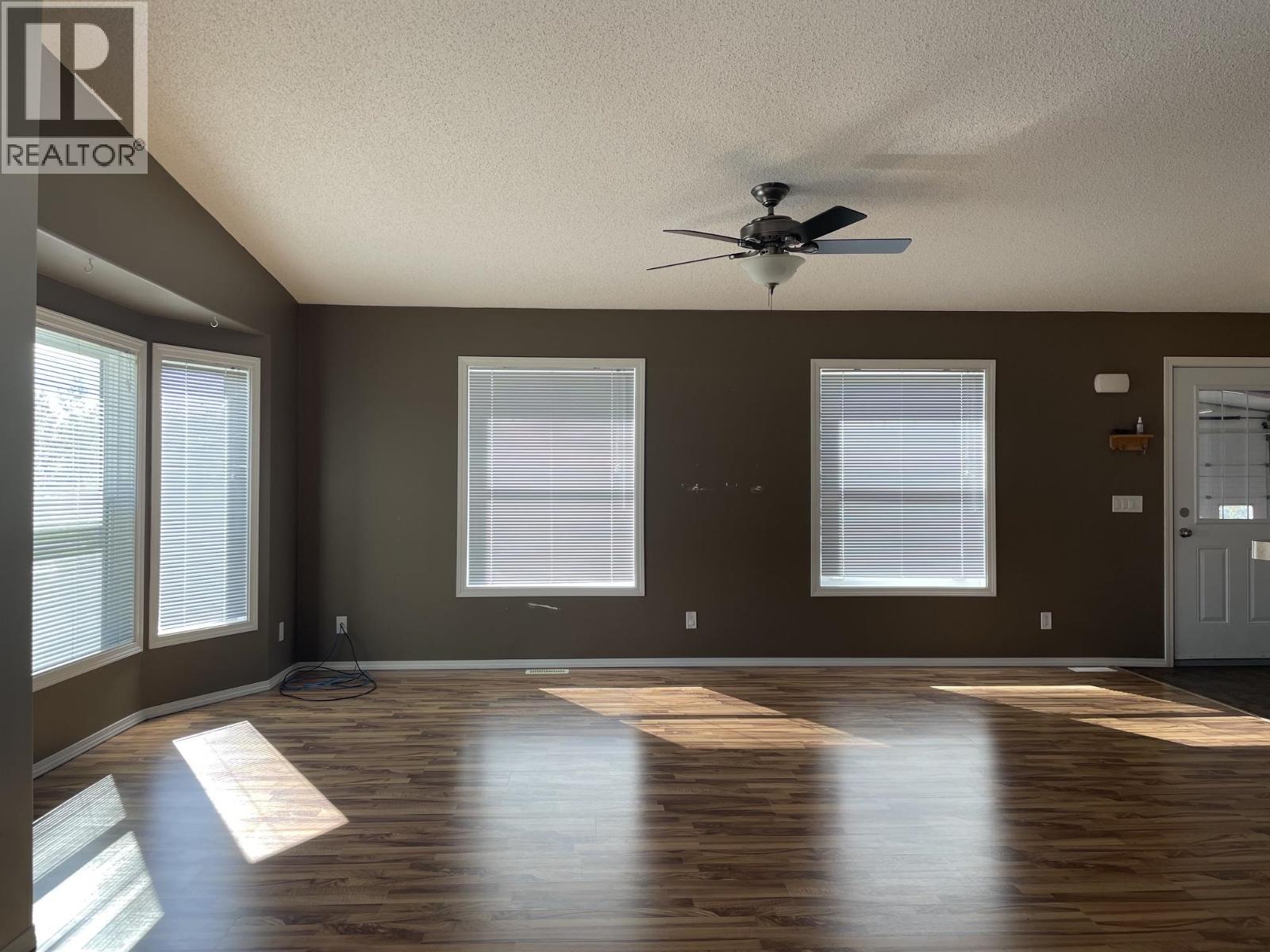 34 Pebble Drive, Fort Nelson, British Columbia  V0C 1R0 - Photo 19 - R3105979
