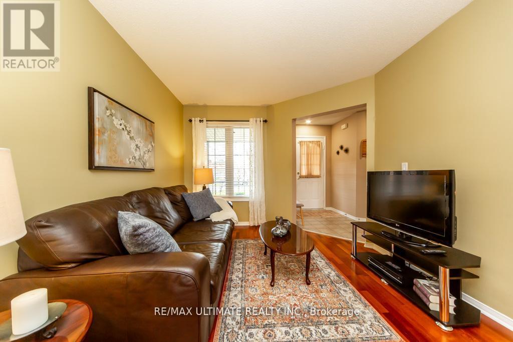 5 Twiss Drive, Barrie, Ontario  L4N 8P3 - Photo 12 - S13747780