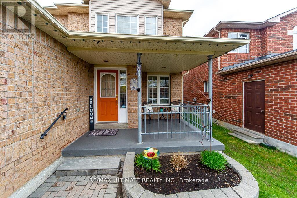 5 Twiss Drive, Barrie, Ontario  L4N 8P3 - Photo 2 - S13747780