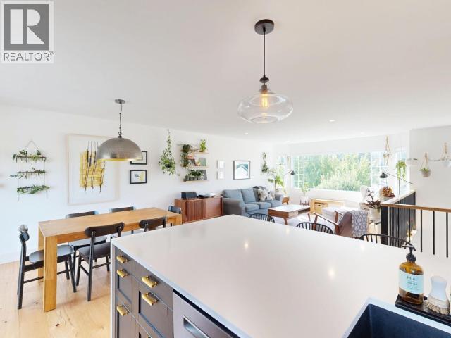 7183 Toba Street, Powell River, British Columbia  V8A 5M7 - Photo 12 - 20190