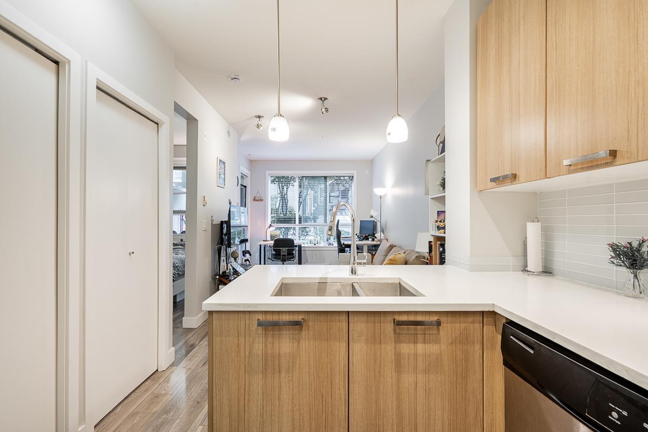 209 15388 105 Avenue, Surrey, British Columbia  V3R 0C4 - Photo 3 - R3160810