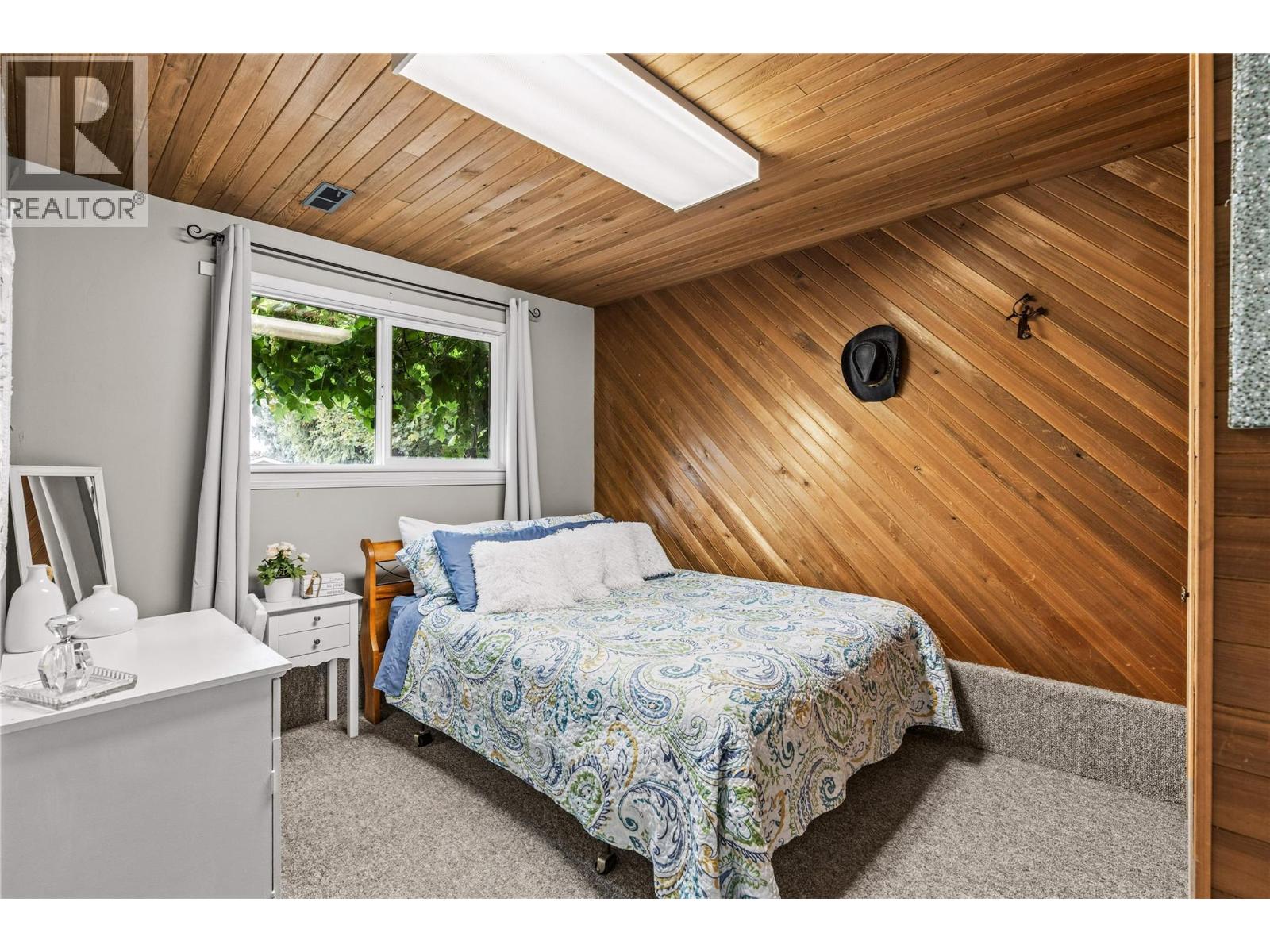 5861 Rimer Road, Vernon, British Columbia  V1B 3L3 - Photo 14 - 10396780