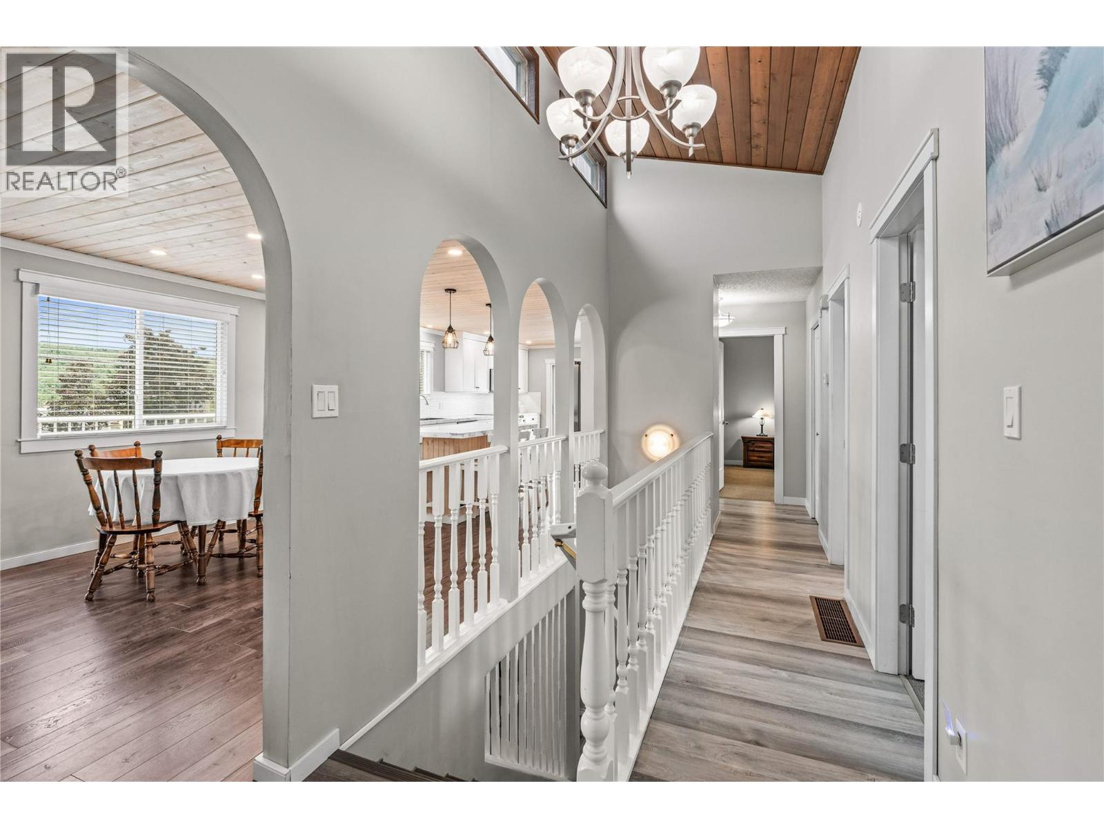5861 Rimer Road, Vernon, British Columbia  V1B 3L3 - Photo 8 - 10396780