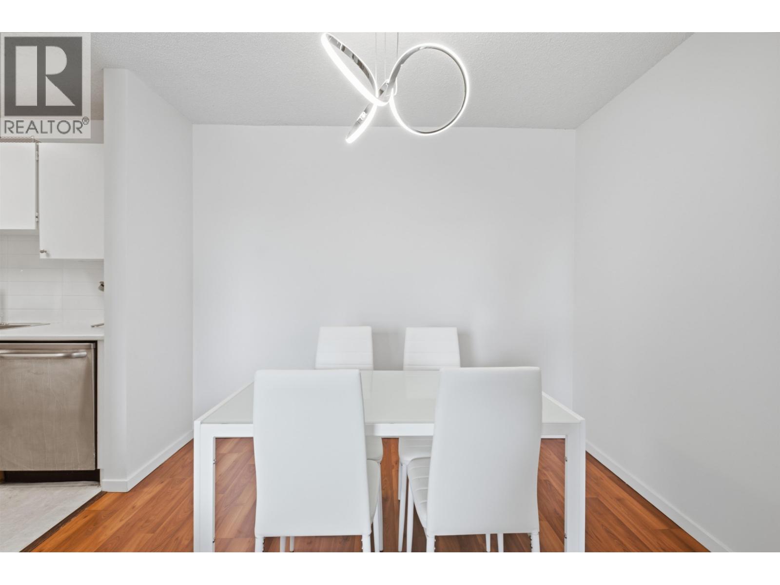 1602 9541 Erickson Drive, Burnaby, British Columbia  V3J 7N8 - Photo 12 - R3161758