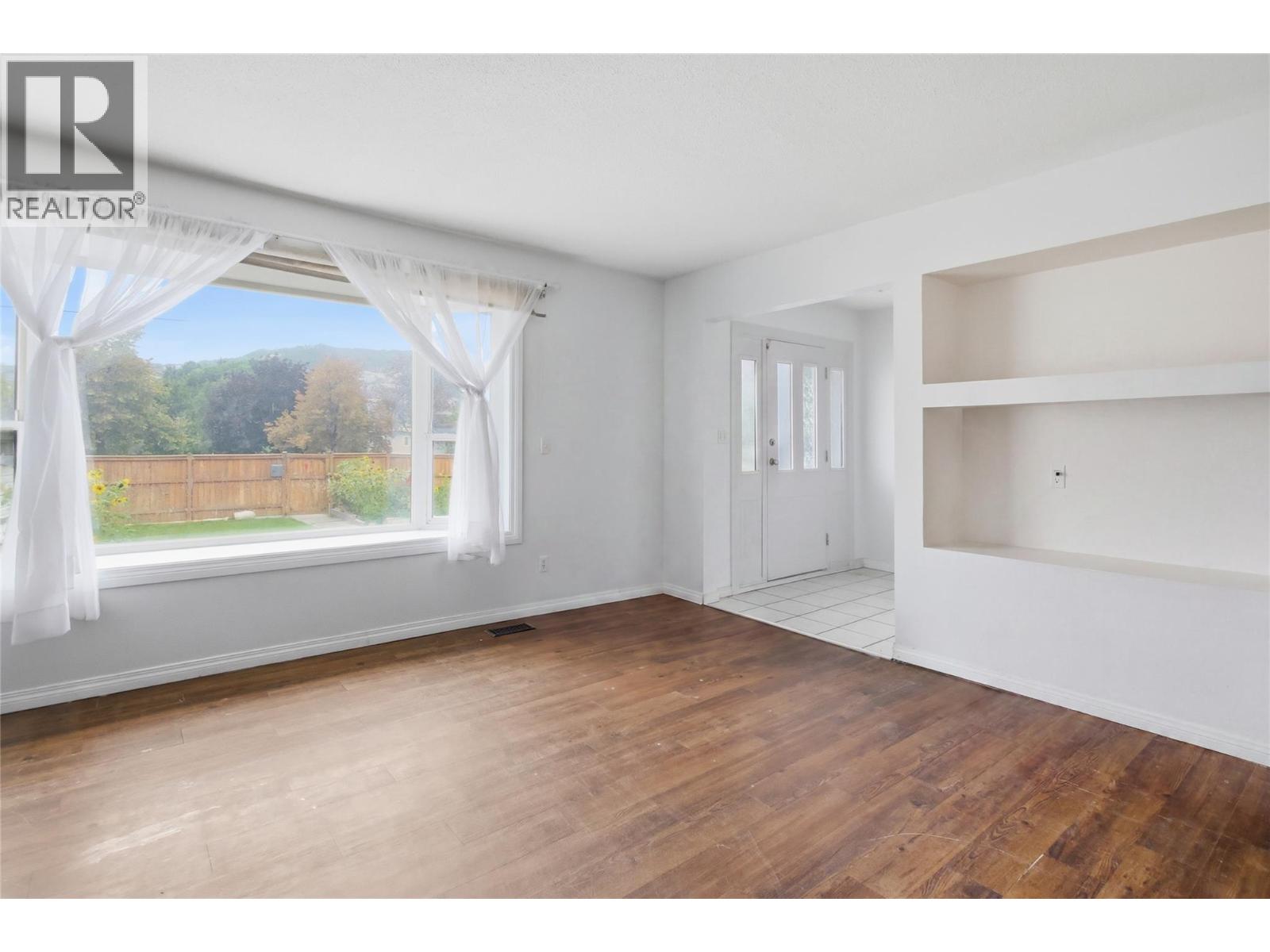 1636 Tranquille Road, Kamloops, British Columbia  V2B 3L4 - Photo 4 - 10399908