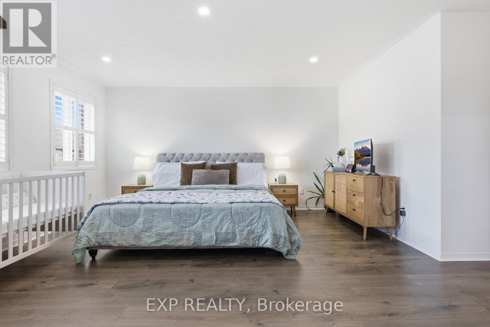 24 Hickman Road, Ajax (South East), Ontario  L1S 0C8 - Photo 18 - E13747804