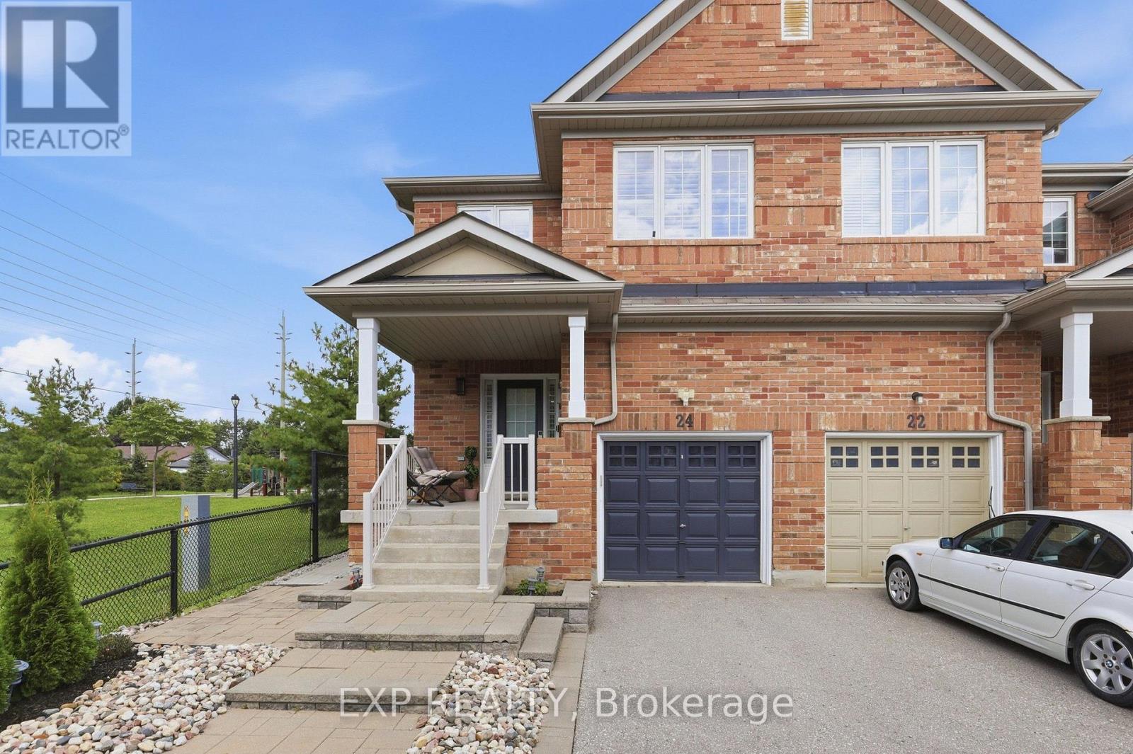 24 Hickman Road, Ajax (South East), Ontario  L1S 0C8 - Photo 2 - E13747804