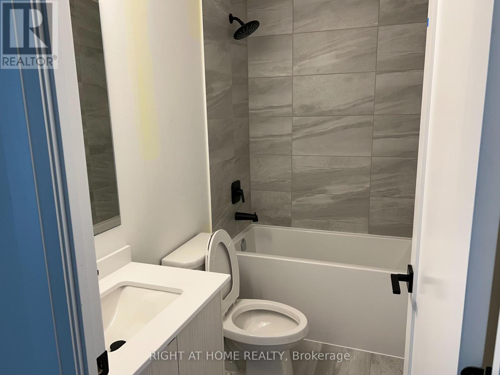 510 - 2369 Danforth Avenue, Toronto (East End-Danforth), Ontario  M4C 0B1 - Photo 7 - E13747828