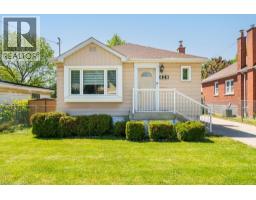 420 UPPER GAGE Avenue, Hamilton, Ontario