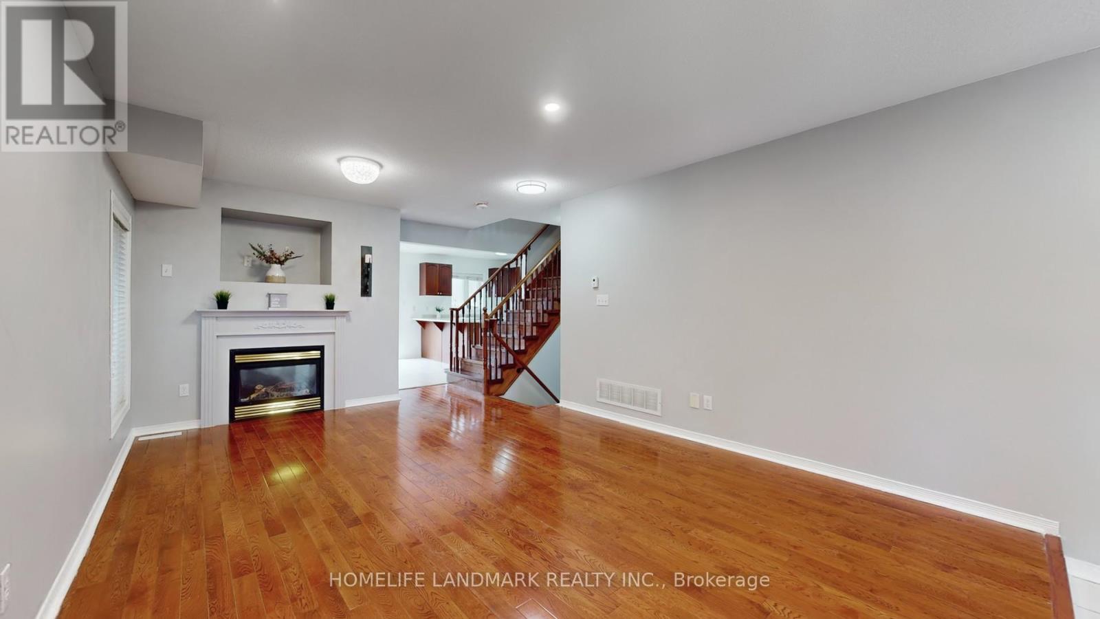 48 Outlook Terrace Drive, Markham, Ontario  L6E 1J9 - Photo 6 - N13747822